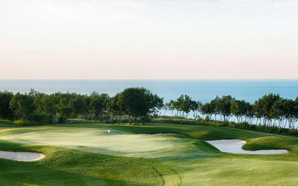 Lighthouse Golf Resort & Spa Apartments بالشيك المظهر الخارجي الصورة
